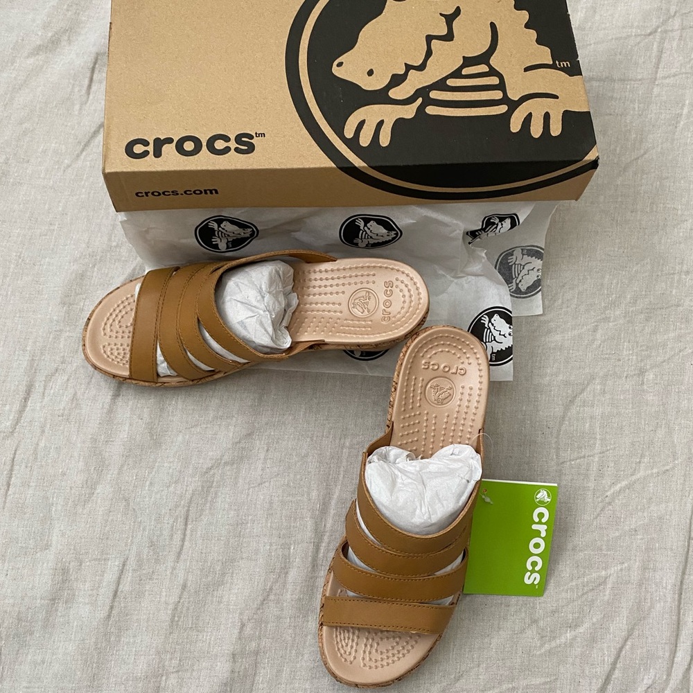 Crocs wedge sandals